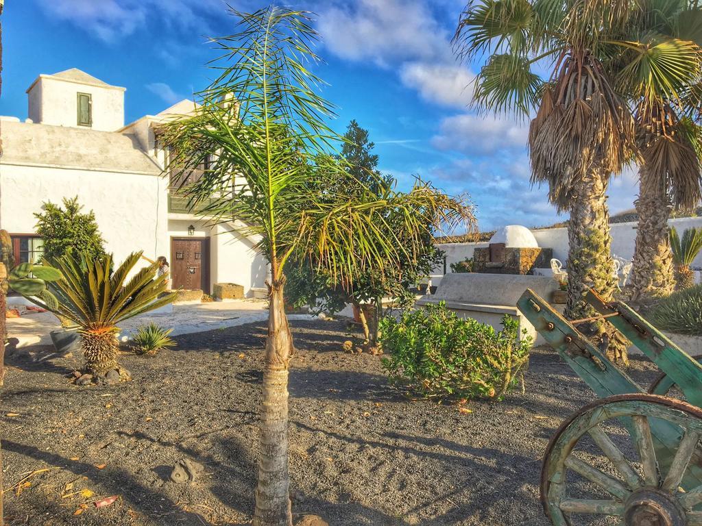 El Cortijo Eco Finca Hotel Ye Kültér fotó
